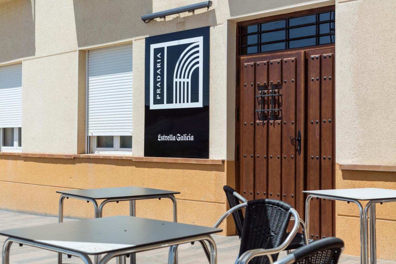 Hostal Pradaria Asador & Alojamiento Arcas Εξωτερικό φωτογραφία