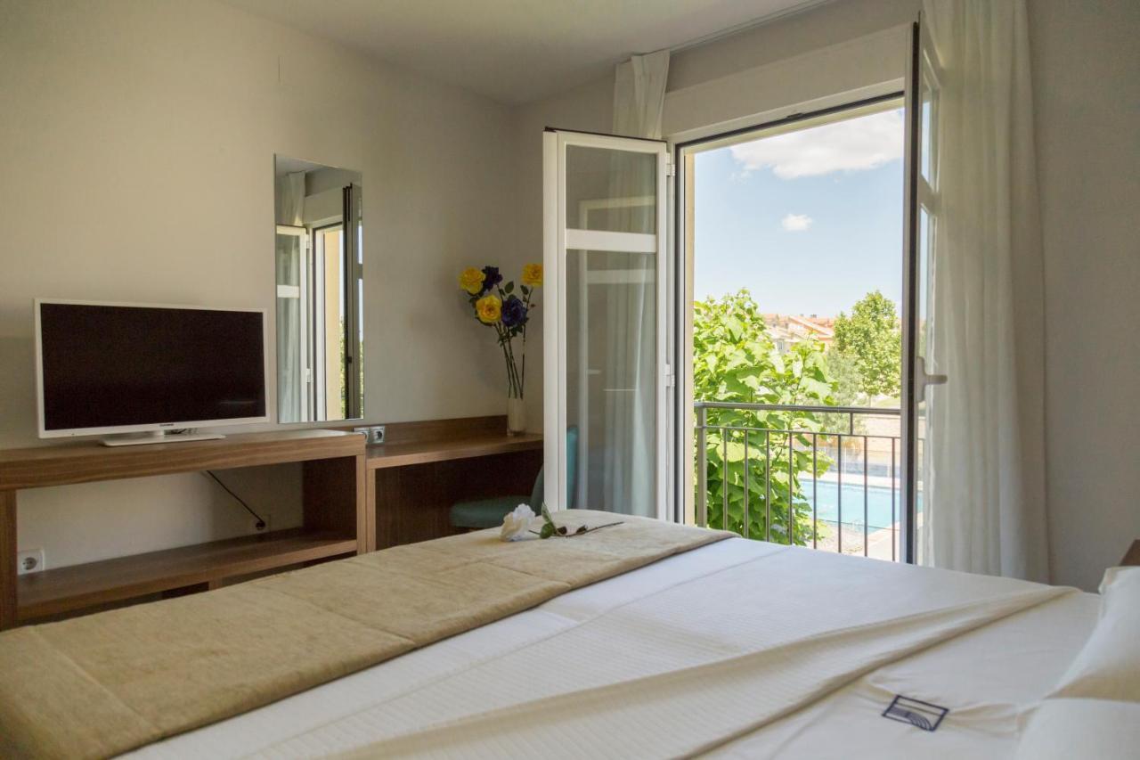 Hostal Pradaria Asador & Alojamiento Arcas Εξωτερικό φωτογραφία